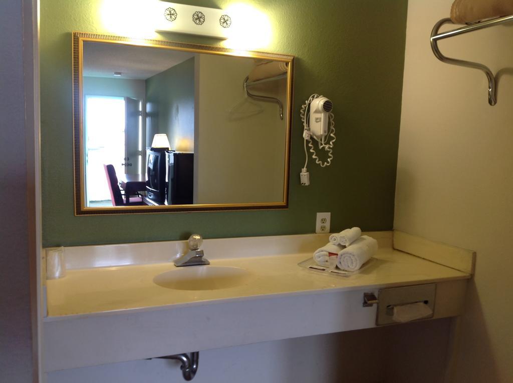 Eunice Plaza Motel El Monte Phòng bức ảnh
